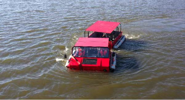 履帶式雙節(jié)森林草原(蘆葦)消防滅火全地形車(chē)